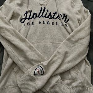 COMFY Hollister hoodie